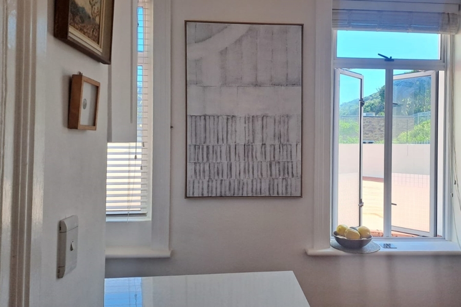 1 Bedroom Property for Sale in Muizenberg Western Cape